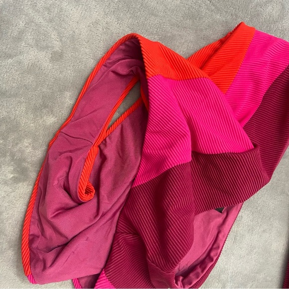 New! Beach Riot Joyce swimsuit be mine colorblock 27776 - Picture 10 of 11